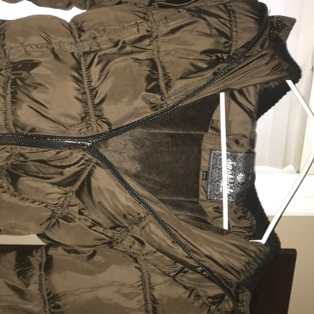 Puffer jacket - Picture 3 of 3